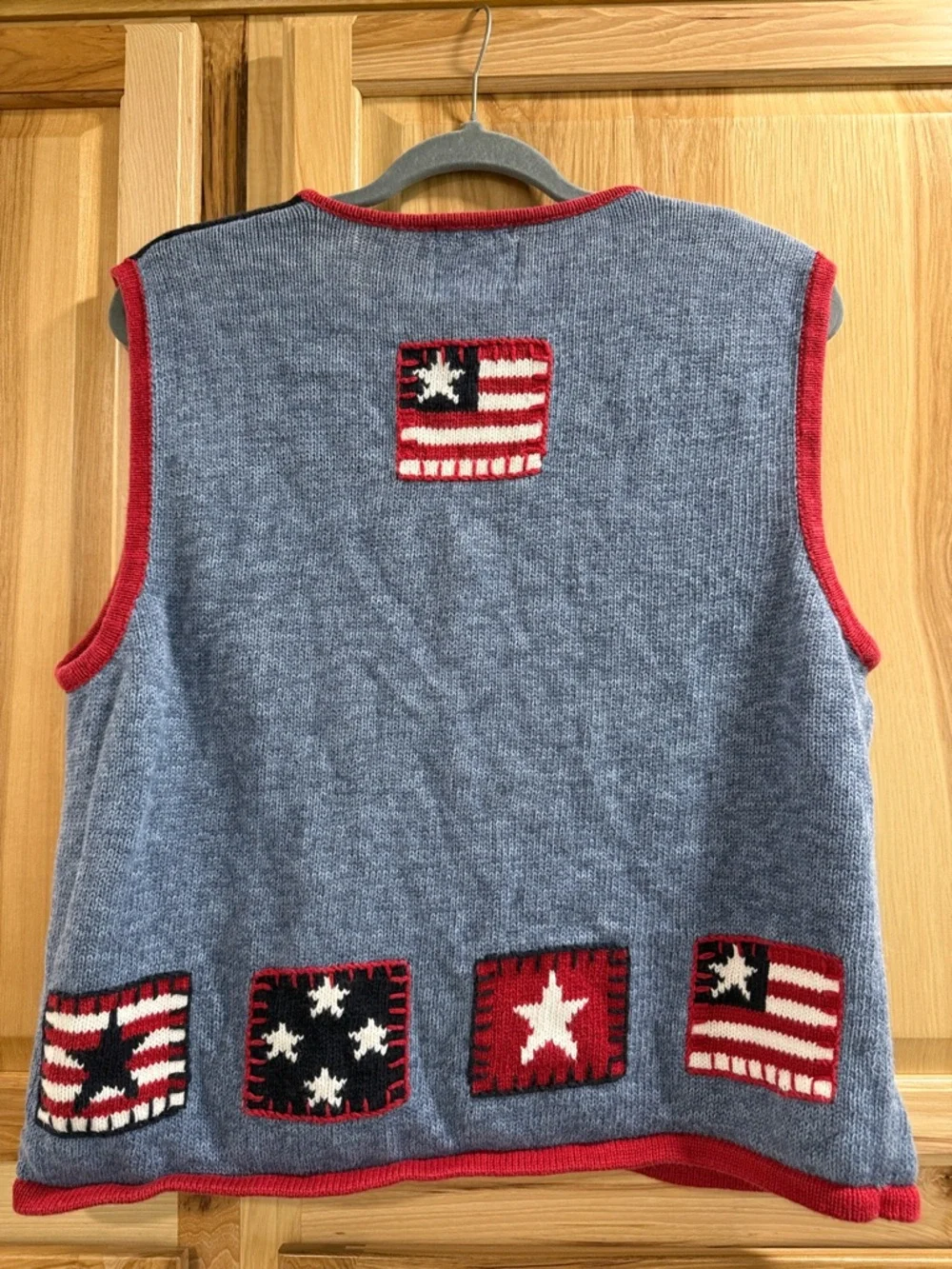 Christopher & Banks Vintage Americana Grannycore Patriotic Patchwork Vest Size L - Picture 4 of 7